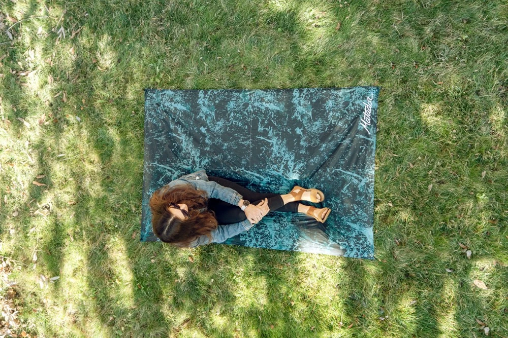 Matador Pocket Blanket - Splash Print 5 Matador Pocket Blanket - Splash Print - Image 3