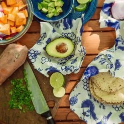 Bee's Wrap Lunch Pack - Bees and Bears Print - None 16 Bee's Wrap Lunch Pack - Bees and Bears Print - None -Camp Kitchen Sales Store 563e6118 757d 4f67 a4f7 16b89e67d0bc