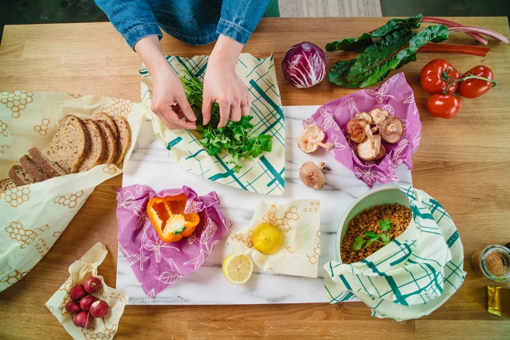 Bee's Wrap Variety Pack - Set of 7 - Assorted 6 Bee's Wrap Variety Pack - Set of 7 - Assorted - Image 4