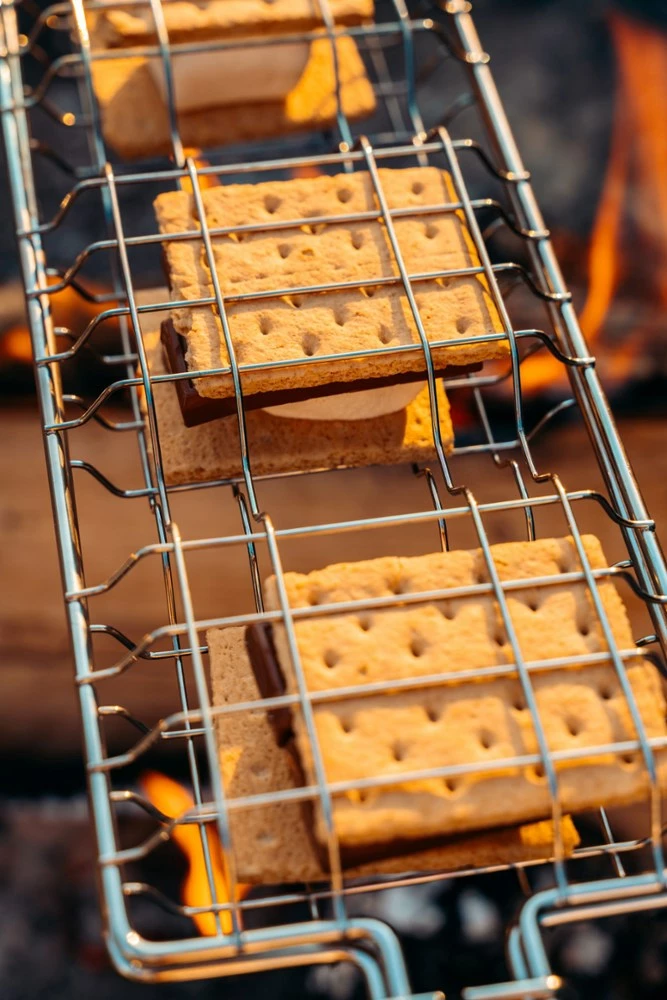 Coghlan's Camper's S'mores Grill - None 6 Coghlan's Camper's S'mores Grill - None - Image 4