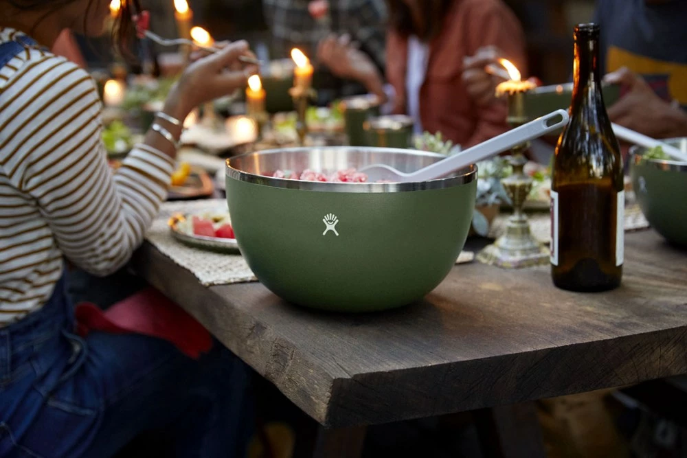 Hydro Flask Serving Bowl with Lid - 5 Qt. 5 Hydro Flask Serving Bowl with Lid - 5 Qt. - Image 3